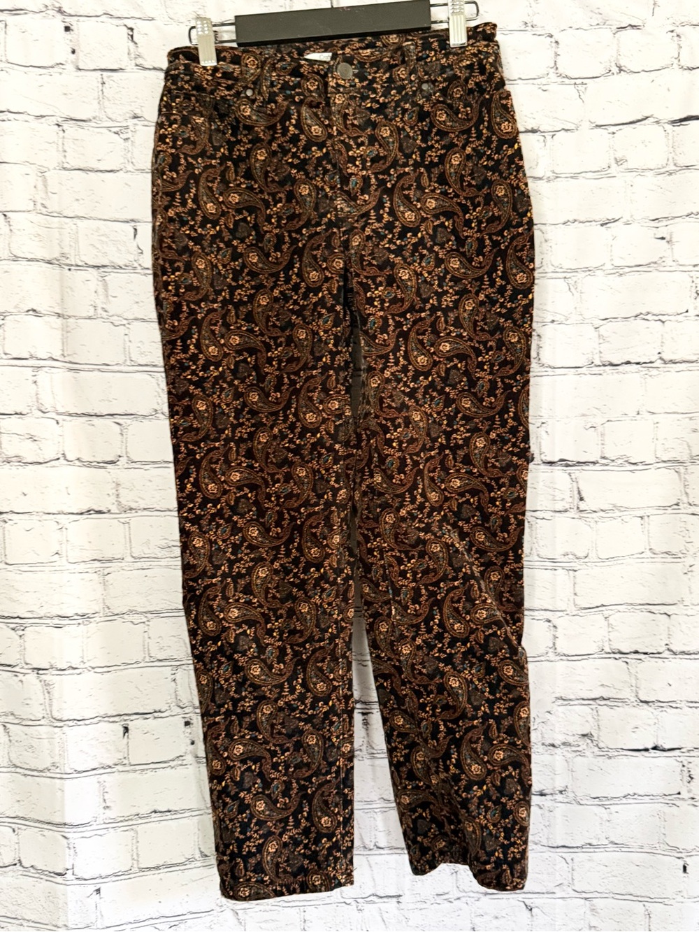 CROFT AND BARROW. Corduroy pants. Size 4P